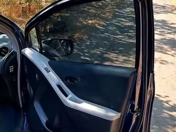 Авто Toyota Yaris 2006 № 7806150