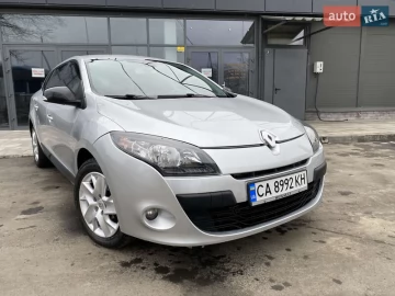 Авто Renault Megane 2011 № 7806153