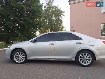 Авто Toyota Camry 2012 № 7806250