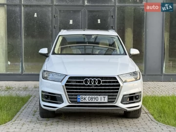 Авто Audi Q7 2017 № 7806323