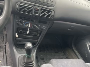 Авто Toyota Corolla 2000 № 7806367