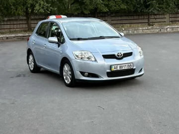Авто Toyota Auris 2008 № 7806460