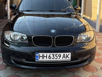 Авто BMW 1 Series 2007 № 7806471