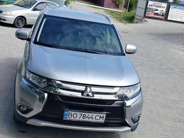 Авто Mitsubishi Outlander 2018 № 7806584