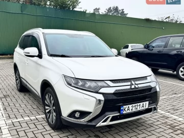Авто Mitsubishi Outlander 2020 № 7806607