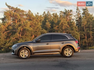 Авто Audi Q5 2022 № 7806623