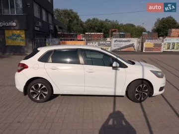 Авто Citroen C4 2012 № 7806743