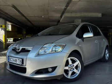 Авто Toyota Auris 2009 № 7806751