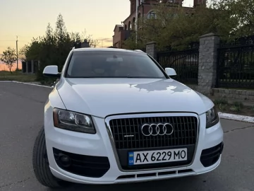 Авто Audi Q5 2010 № 7806833