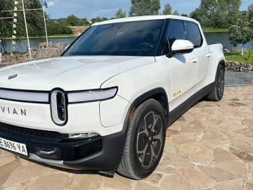 Авто Rivian R1T 2022 № 7806941