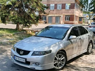 Авто Honda Accord 2004 № 7807042