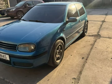 Авто Volkswagen Golf 1999 № 7807043