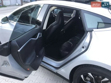 Авто Tesla Model S 2013 № 7807180