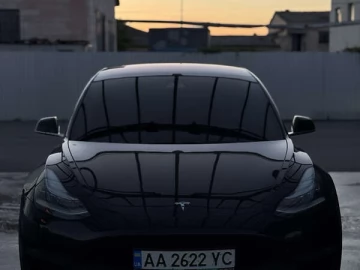 Авто Tesla Model 3 2018 № 7807203