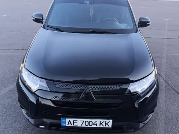 Авто Mitsubishi Outlander 2020 № 7807208