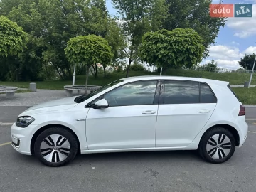 Авто Volkswagen E-Golf 2018 № 7807401