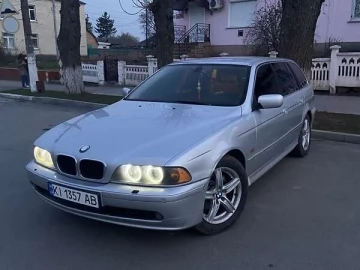 Авто BMW 5 Series 2001 № 7807412
