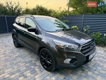 Авто Ford Escape 2019 № 7807513