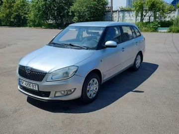 Авто Skoda Fabia 2012 № 7807543