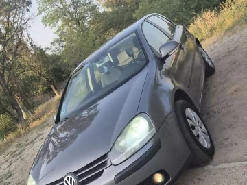 Авто Volkswagen Golf 2004 № 7807550