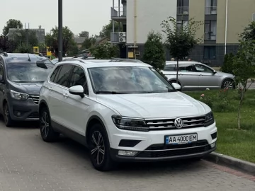 Авто Volkswagen Tiguan 2017 № 7807783