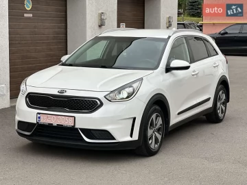 Авто KIA Niro 2017 № 7808007