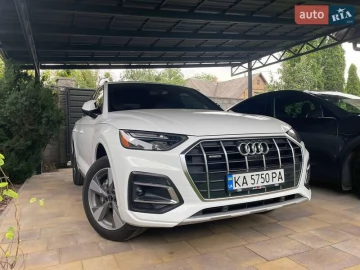 Авто Audi Q5 2023 № 7808055