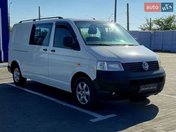 Авто Volkswagen Transporter 2006 № 7808133