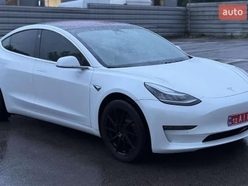 Авто Tesla Model 3 2018 № 7808171