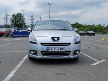 Авто Peugeot 5008 2012 № 7808266