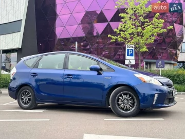 Авто Toyota Prius V 2014 № 7808303