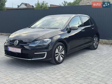 Авто Volkswagen E-Golf 2018 № 7808452