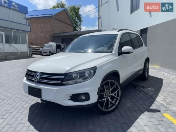 Авто Volkswagen Tiguan 2017 № 7808464