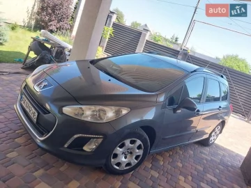 Авто Peugeot 308 2013 № 7808596