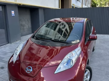 Авто Nissan Leaf 2013 № 7808599