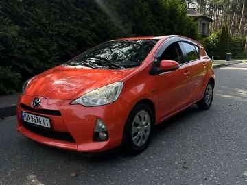 Авто Toyota Aqua 2013 № 7808611