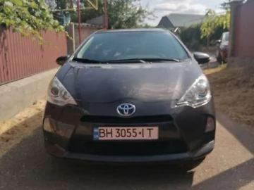 Авто Toyota Prius 2012 № 7808638