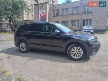 Авто Volkswagen Tiguan 2017 № 7808669