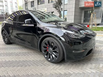 Авто Tesla Model Y 2022 № 7808706