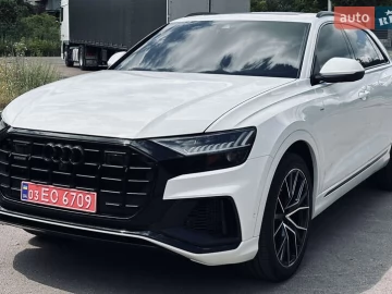 Авто Audi Q8 2023 № 7808734