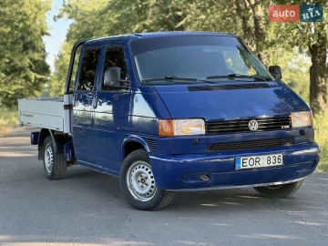 Авто Volkswagen Transporter 2000 № 7808772