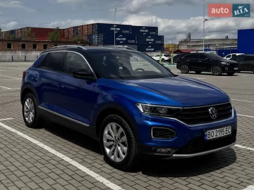 Авто Volkswagen T-Roc 2021 № 7808910