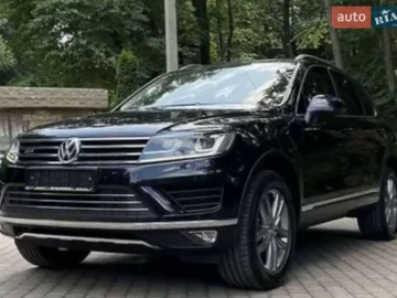 Авто Volkswagen Touareg 2015 № 7808919