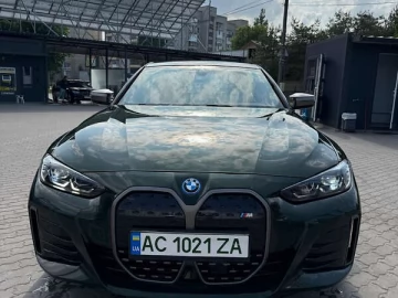 Авто BMW I4 2023 № 7808931