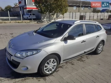 Авто Renault Megane 2011 № 7809021