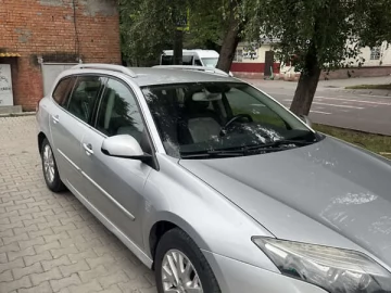 Авто Renault Laguna 2013 № 7809045