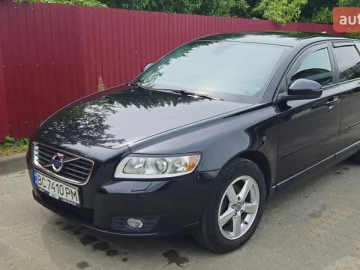 Авто Volvo V50 2011 № 7809047