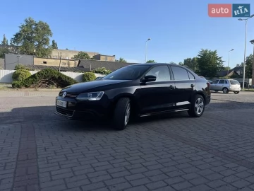 Авто Volkswagen Jetta 2012 № 7809076