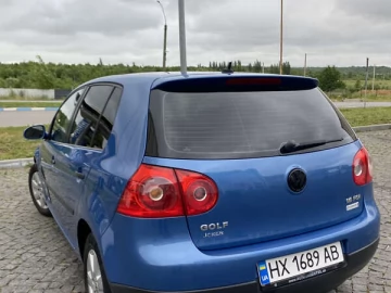 Авто Volkswagen Golf 2003 № 7809235