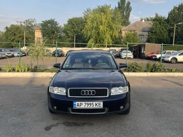 Авто Audi A4 2000 № 7809236